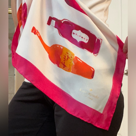 Kate Spade 100% silk scarf! Beautiful and colorful 34” x 34” EUC - Picture 5 of 16